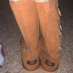 Basically new Ugg boots.